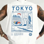 Playera Tipo Esqueleto Blanca con Estampado Gráfico de Tokio Estilo Urbano