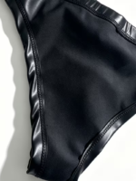 Slip Interior de Cuero Negro Brillante para Hombre - Imagen 3
