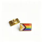 Pin Metálico Rectangular Bandera LGBTIQ+ Progress Pride Dorado